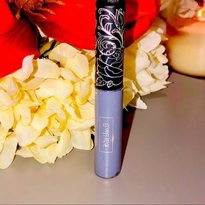 Kat Von D Everlasting Lipstick in Dagger